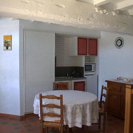 Chambre D Hote La Roussiere Saint-Ouen-Des-Toits 외부 사진